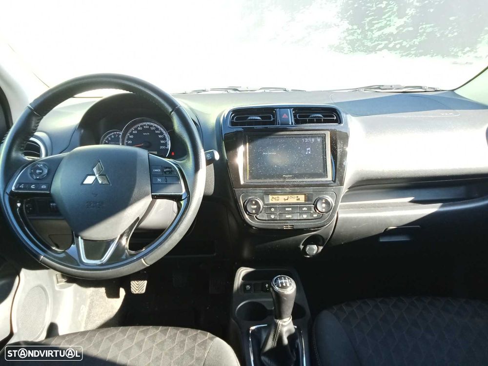 Mitsubishi Space Star 1.2 Intense - 12