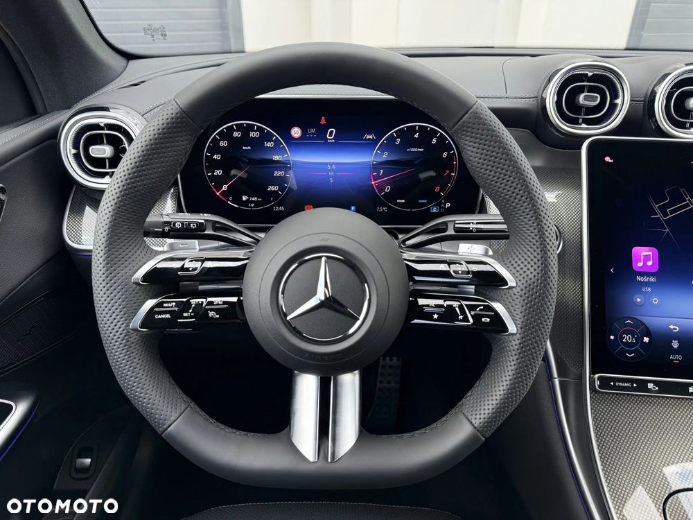 Mercedes-Benz GLC - 15