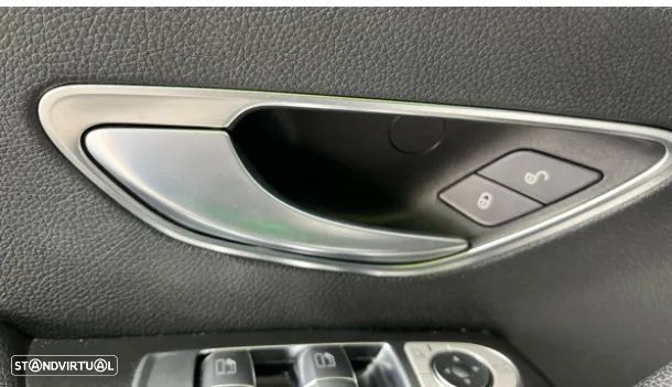 Mercedes-Benz E 220 d AMG Line Aut. - 33