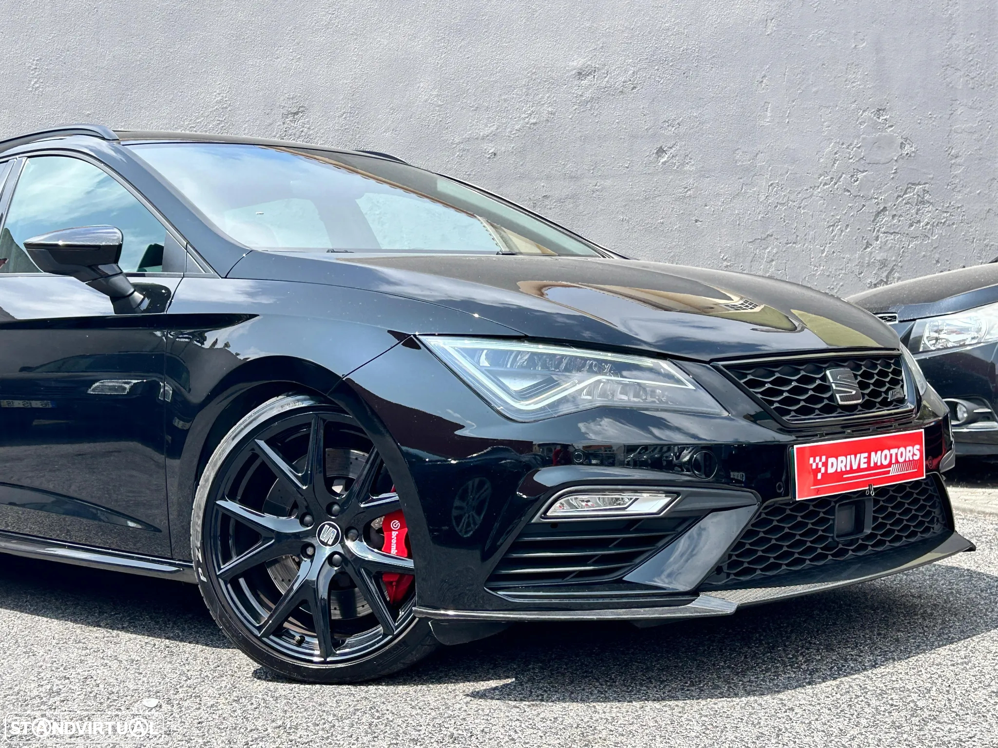 SEAT Leon ST 2.0 TSI S&S 4Drive DSG Cupra 300 Edition Carbon - 16