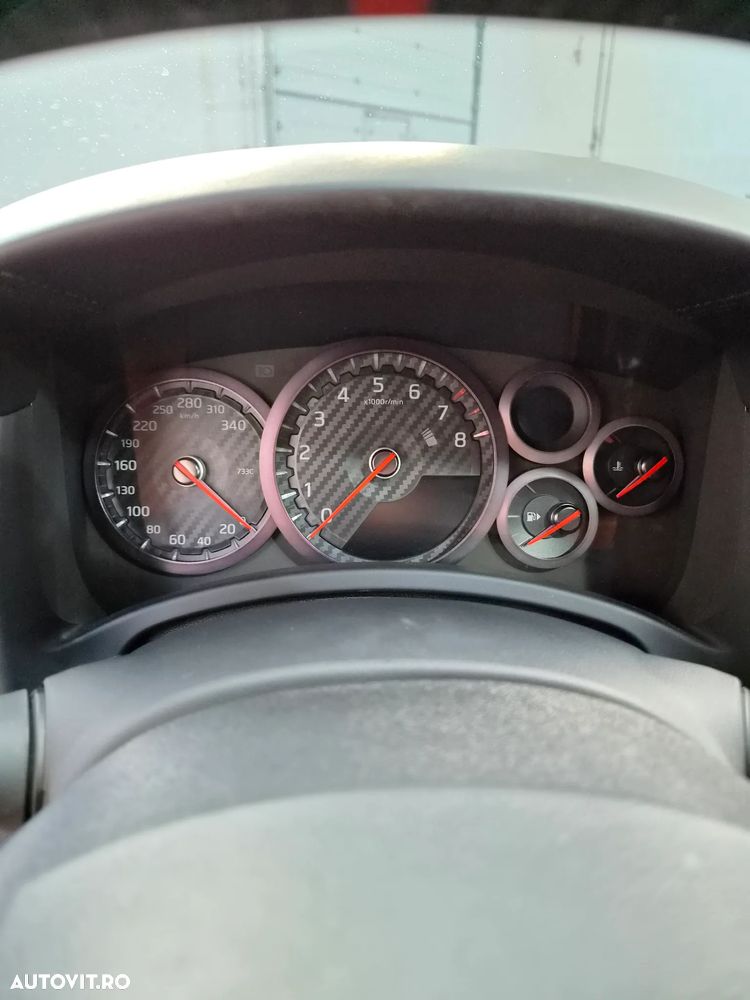 Nissan GT-R - 13