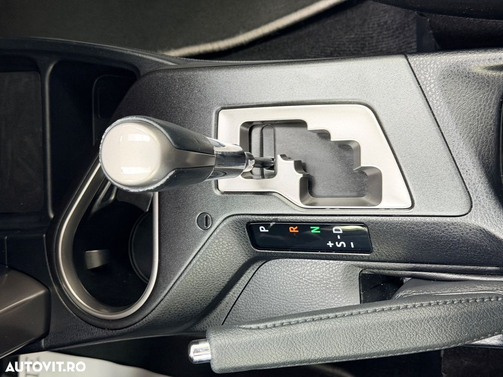 Toyota RAV4 2.5 Hybrid VVT-iE 4x2 Dynamic - 29