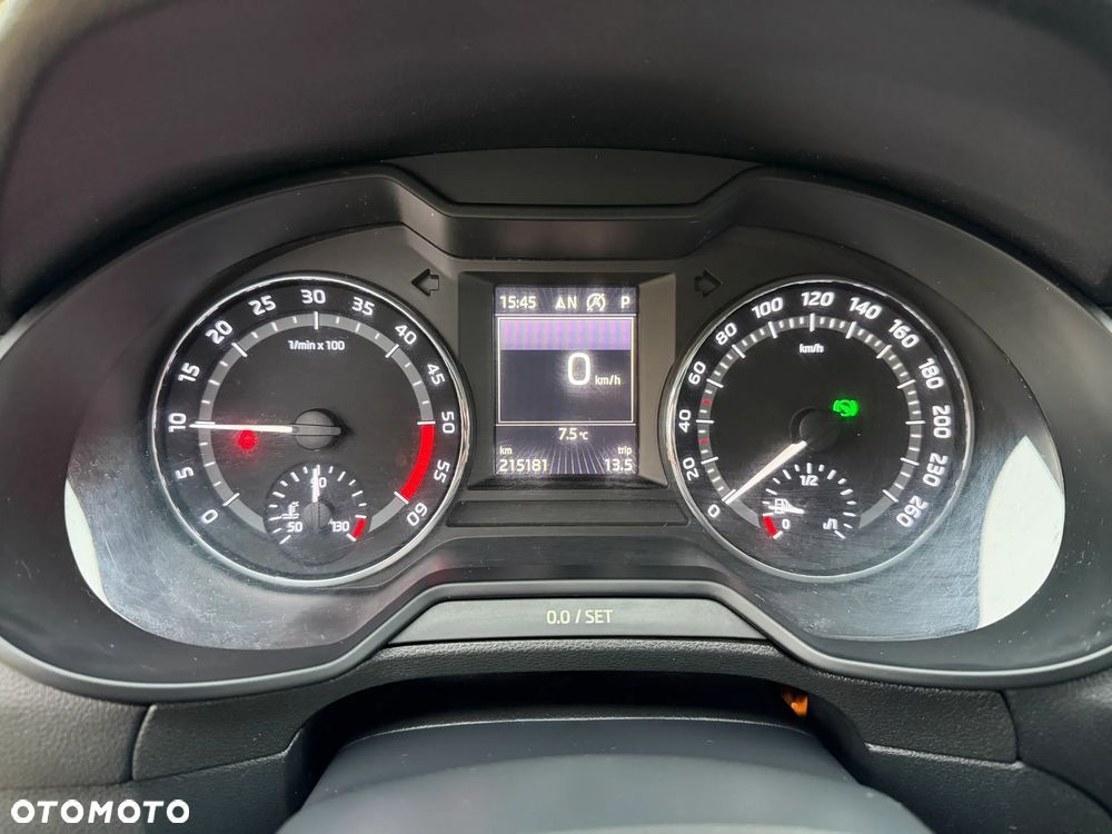 Skoda Octavia 2.0 TDI 4x4 DSG Scout - 23