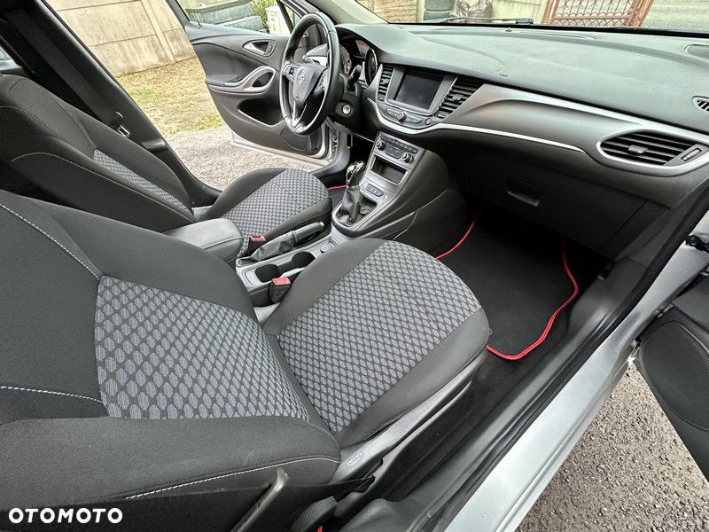 Opel Astra 1.2 T Elegance S&S - 28