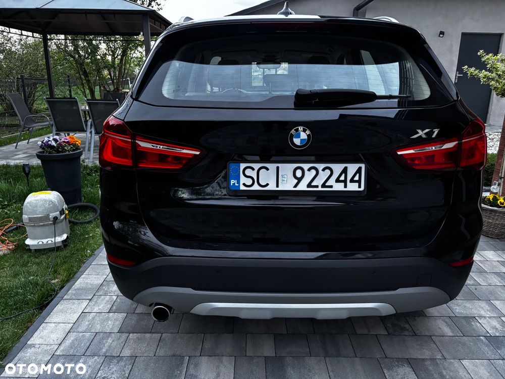 BMW X1 sDrive18d xLine - 6