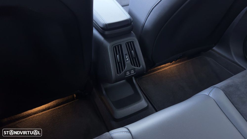 BMW iX2 eDrive20 Pack Desportivo M Pro - 36