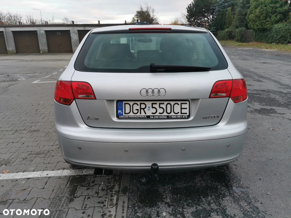 Audi A3 Sportback 1.9 TDI Attraction - 5