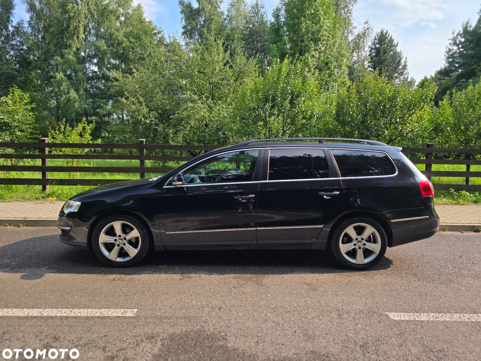 Volkswagen Passat 2.0 TDI Highline - 17