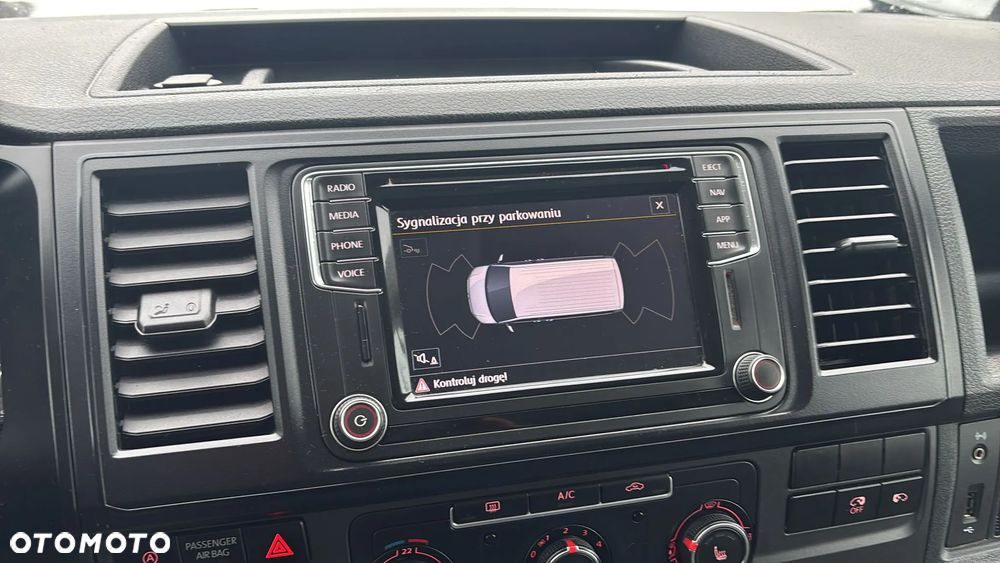 Volkswagen Transporter Kombi L1H1 DSG - 8