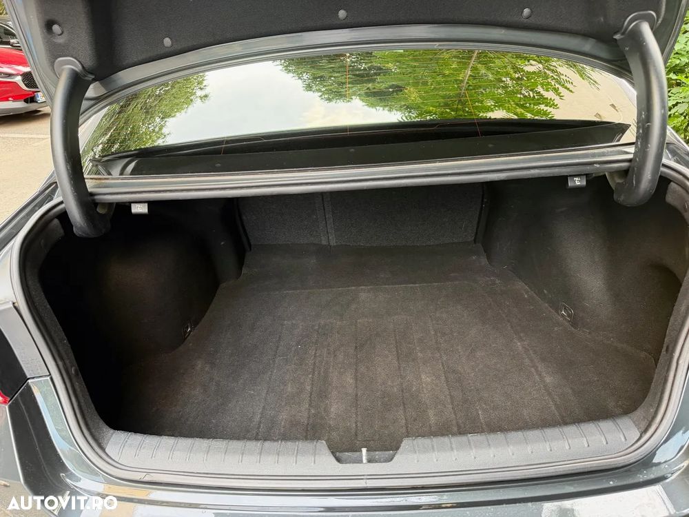 Kia Optima 1.7 CRDI DCT Business Supreme - 28