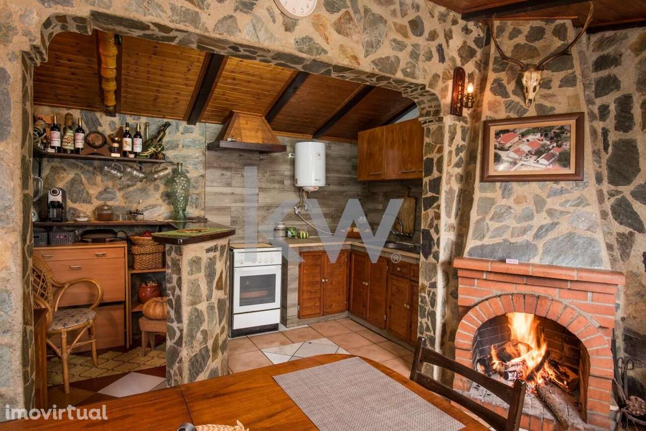 Quinta Moradia Térrea T3, Garagem, Piscina, Jardim e Espaço de Cultivo - Grande imagem: 3/29