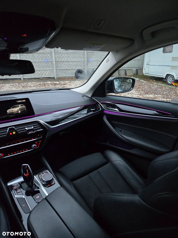 BMW Seria 5 520d Sport Line sport - 13