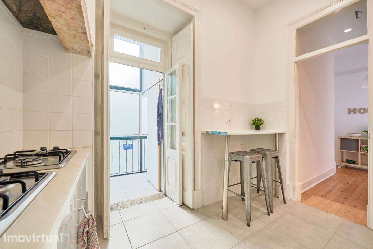 Quarto - localizado em Arroios Lisbon - Grande imagem: 5/33
