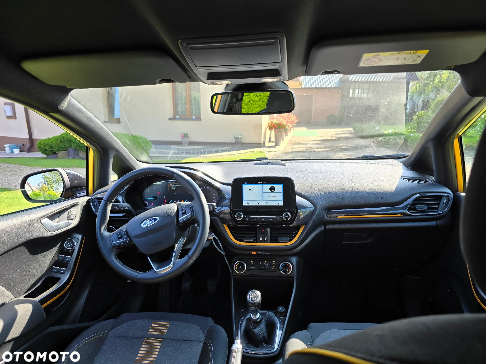 Ford Fiesta 1.5 TDCi ACTIVE - 8