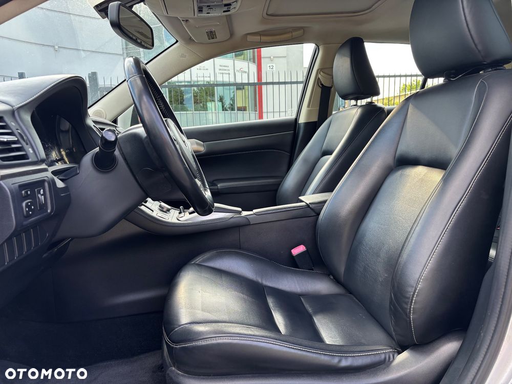Lexus CT 200h Prestige - 12