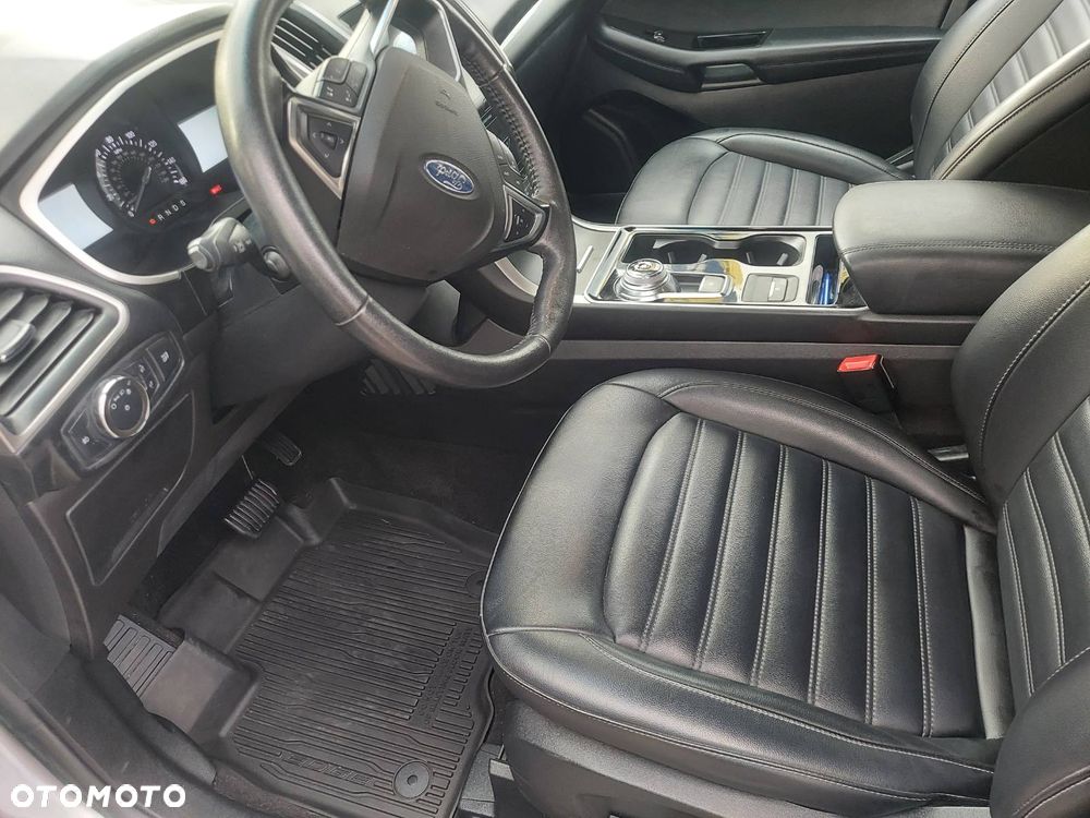 Ford Edge - 7