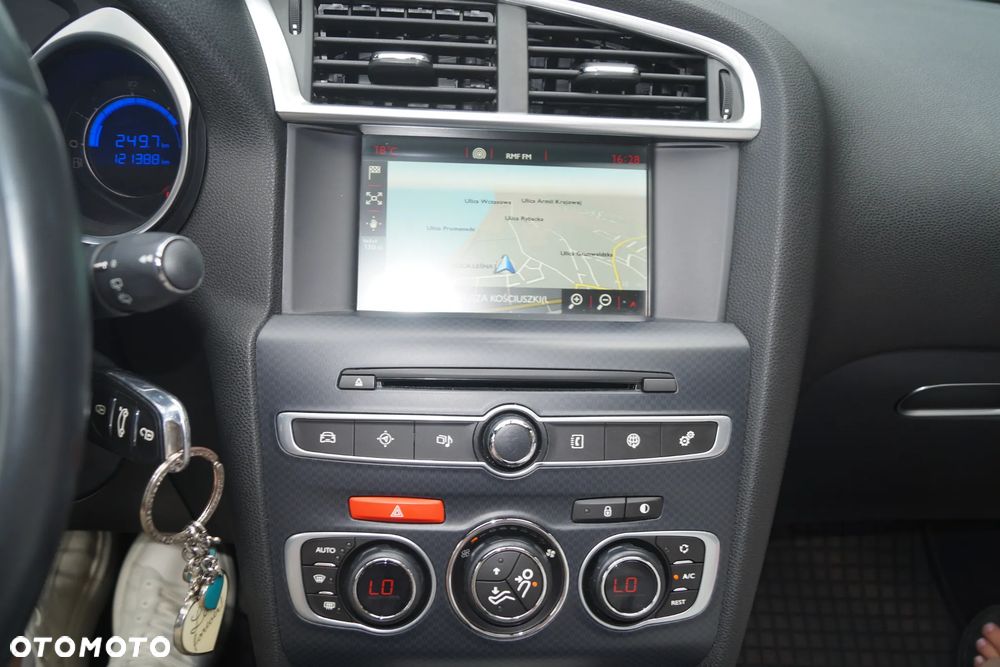 DS Automobiles DS 4 - 11