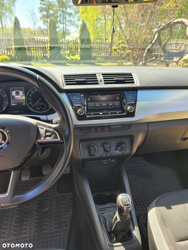 Skoda Fabia 1.0 Active - 12