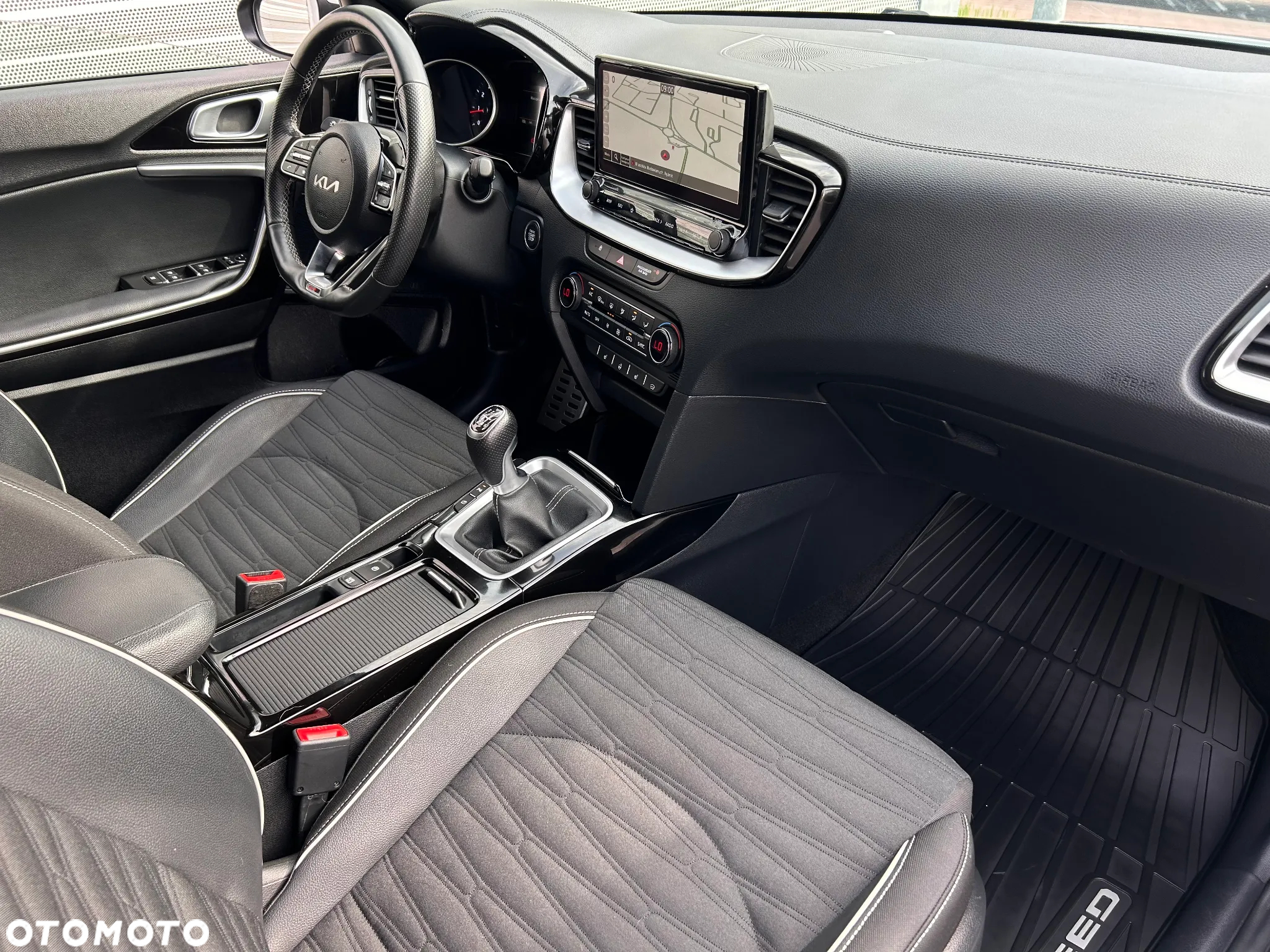 Kia ProCeed 1.5 T-GDI GT Line - 22