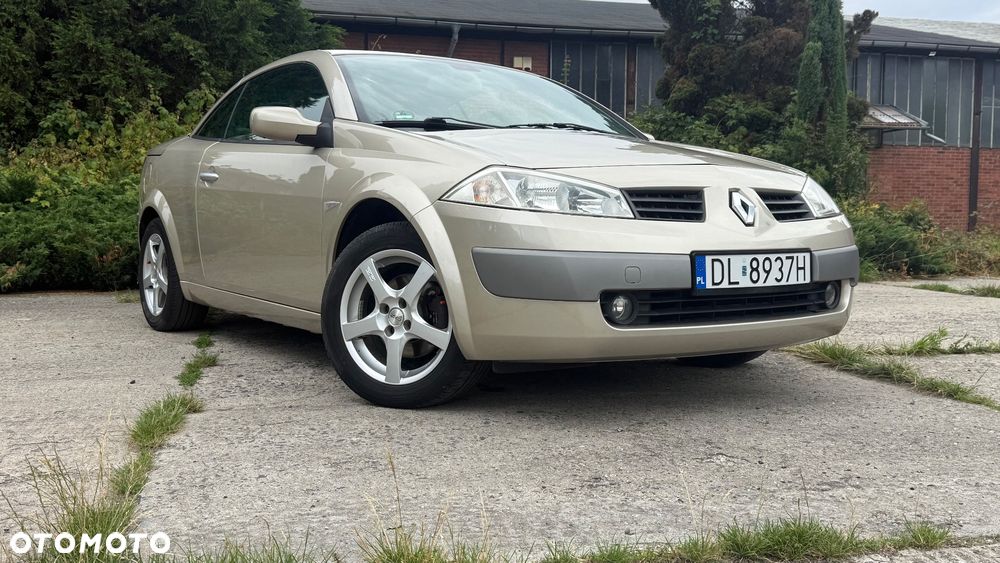 Renault Megane 2.0 Confort Privilege - 4