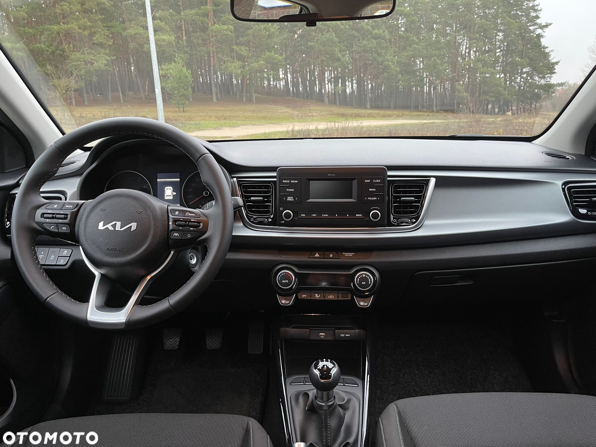 Kia Rio - 19