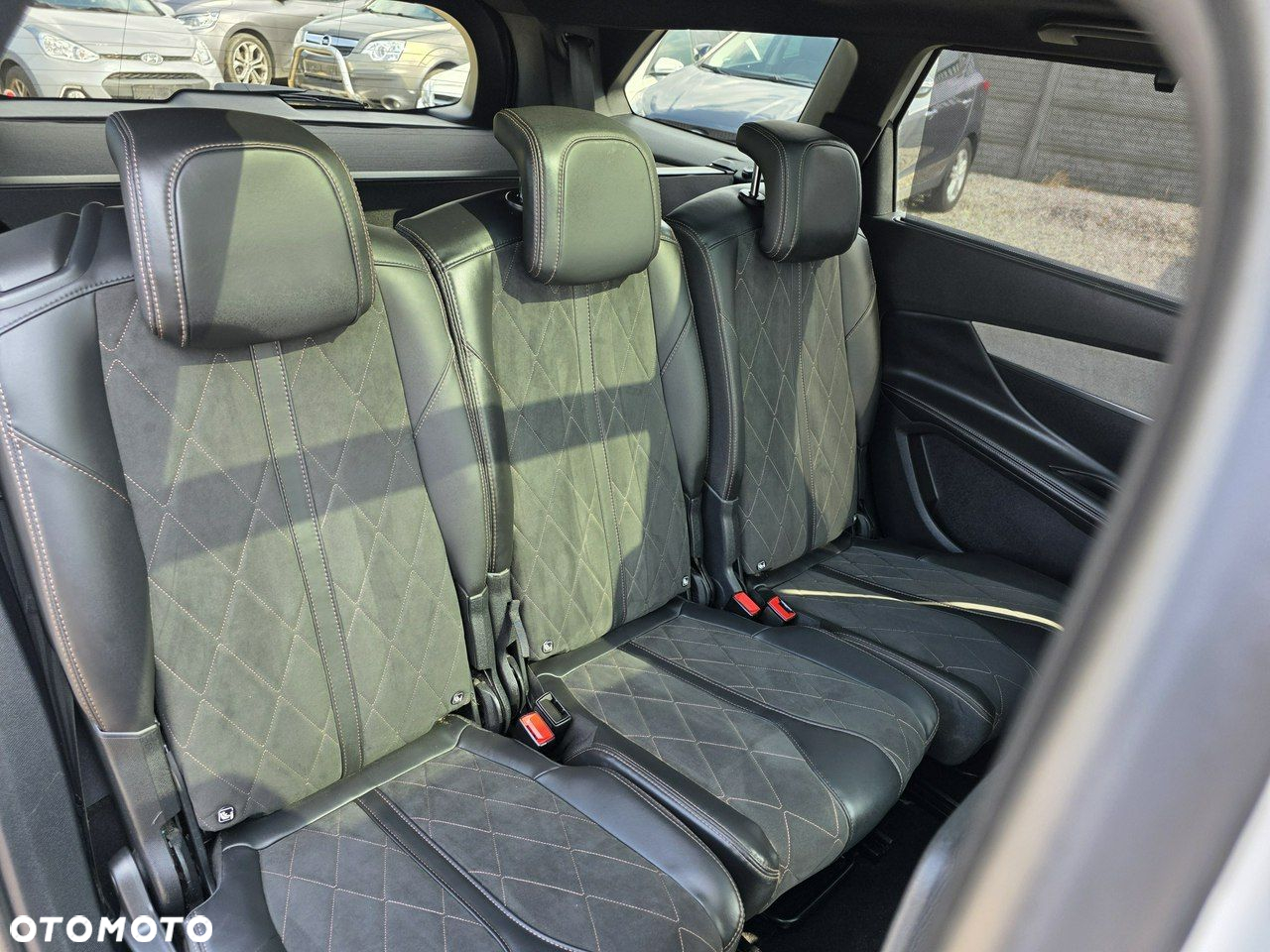 Peugeot 5008 BlueHDI 180 EAT6 GT - 11