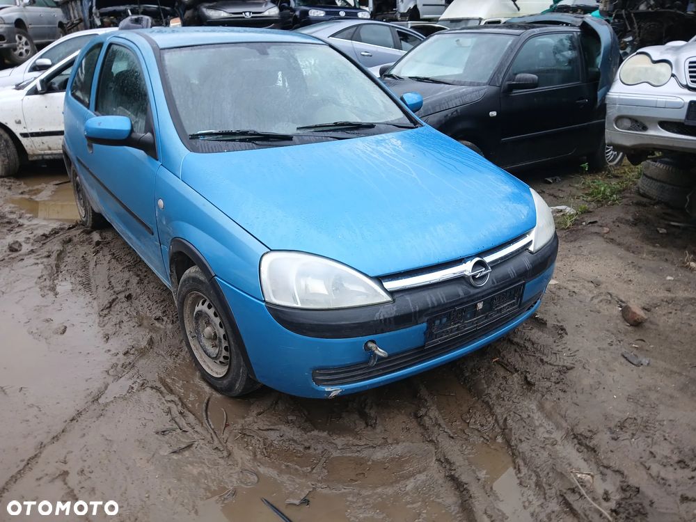 OPEL CORSA C 80U 3D silnik 1.0 12V 58 KM Z10XE skrzynia M24 napęd sanki belka wahacz wahacze - 1