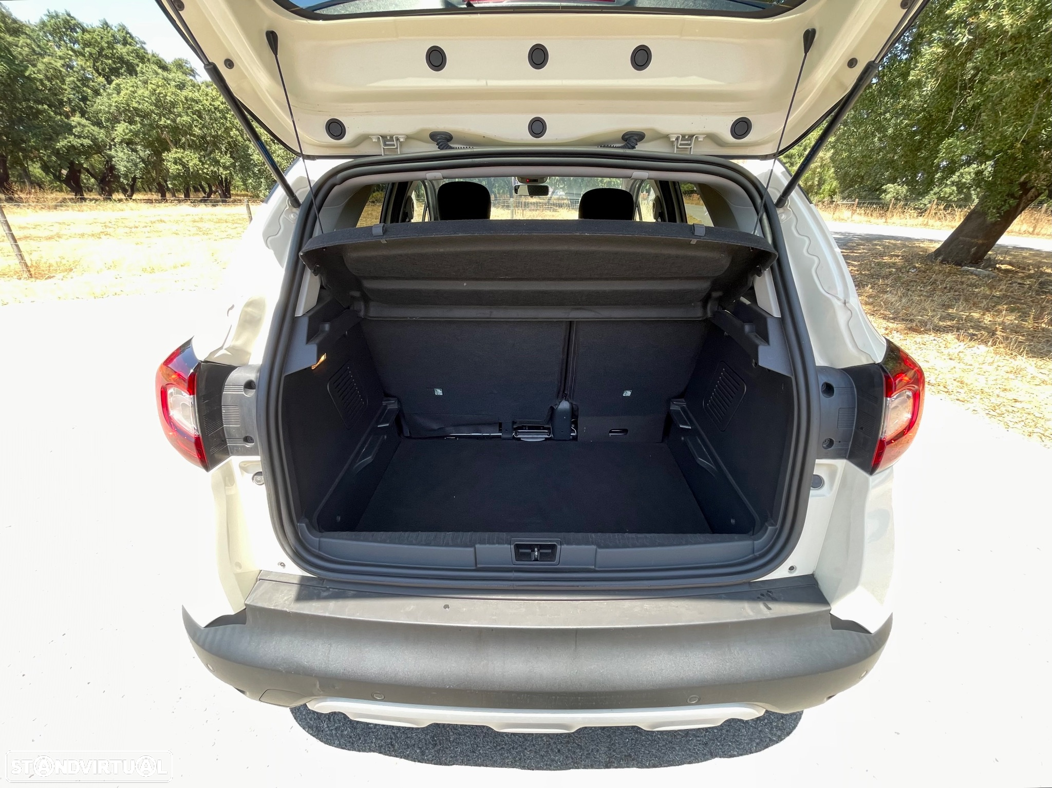 Renault Captur 0.9 TCE Exclusive - 22