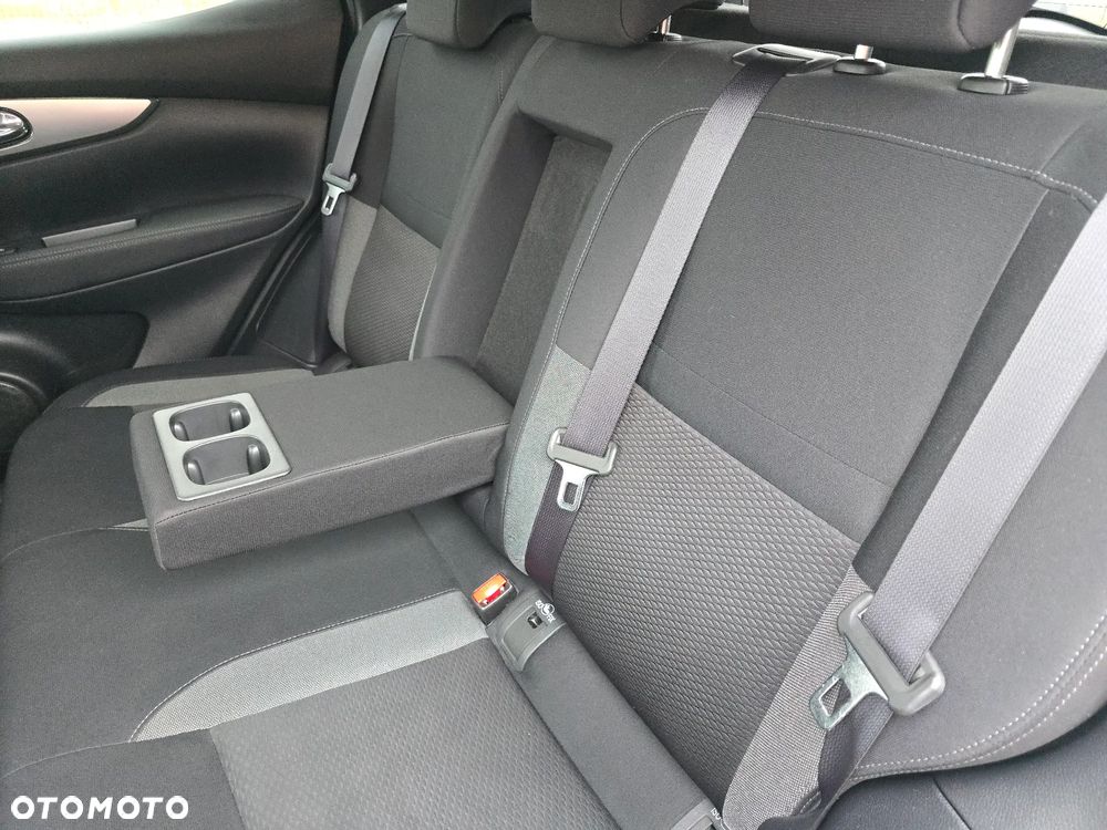 Nissan Qashqai 1.3 DIG-T Tekna - 25