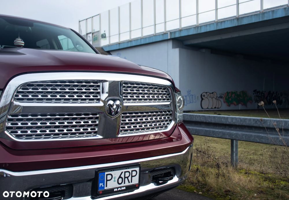 RAM 1500 5.7 Crew Cab Laramie - 9