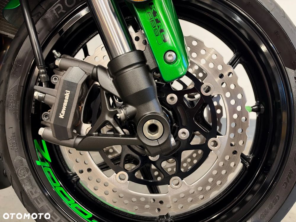 Kawasaki Z 1000 - 19