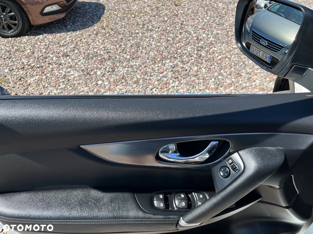 Nissan Qashqai - 16