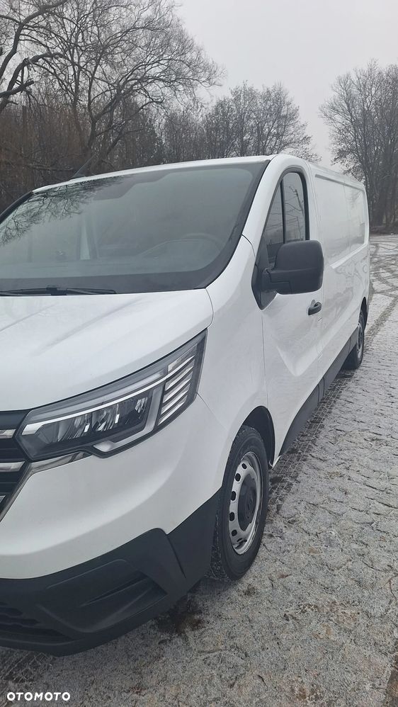 Renault Trafic - 11