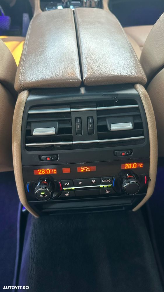 BMW Seria 7 730d Aut. - 10