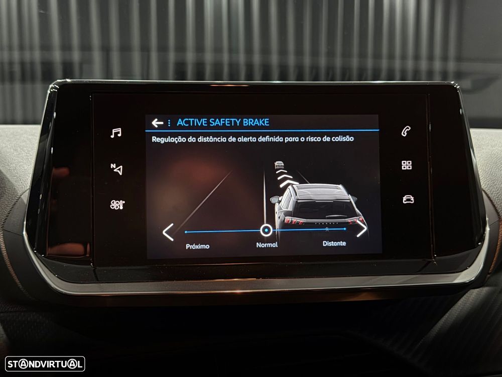 Peugeot 2008 1.2 PureTech Active Pack - 21