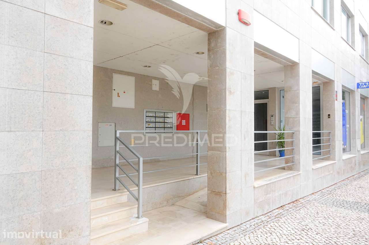 Escritório para arrendamento, .Urbanização dos Plátanos, em Abrantes. - Grande imagem: 2/20