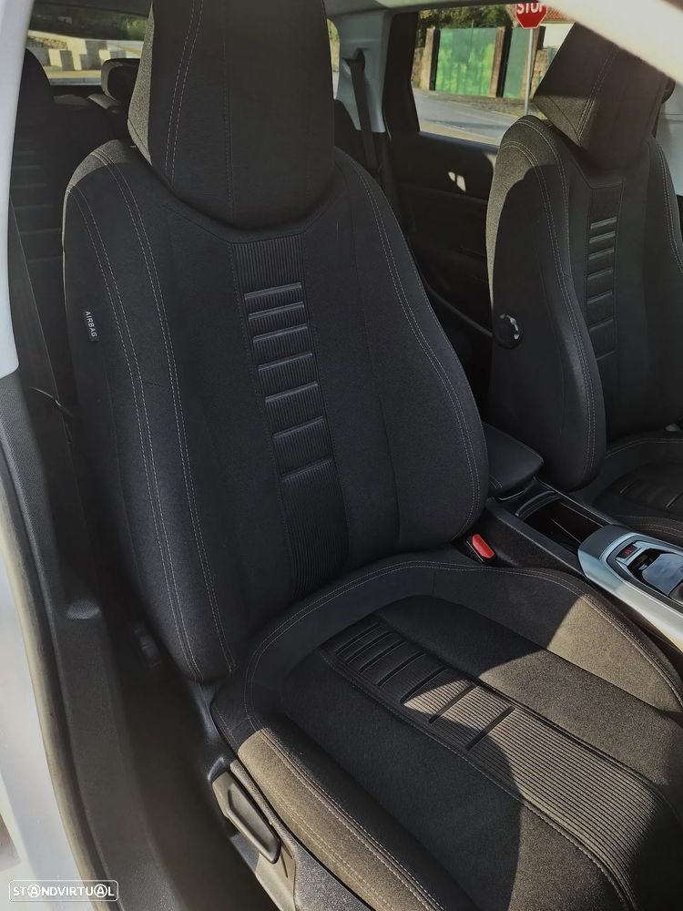 Peugeot 308 SW 1.6 e-HDi Allure J17 - 10