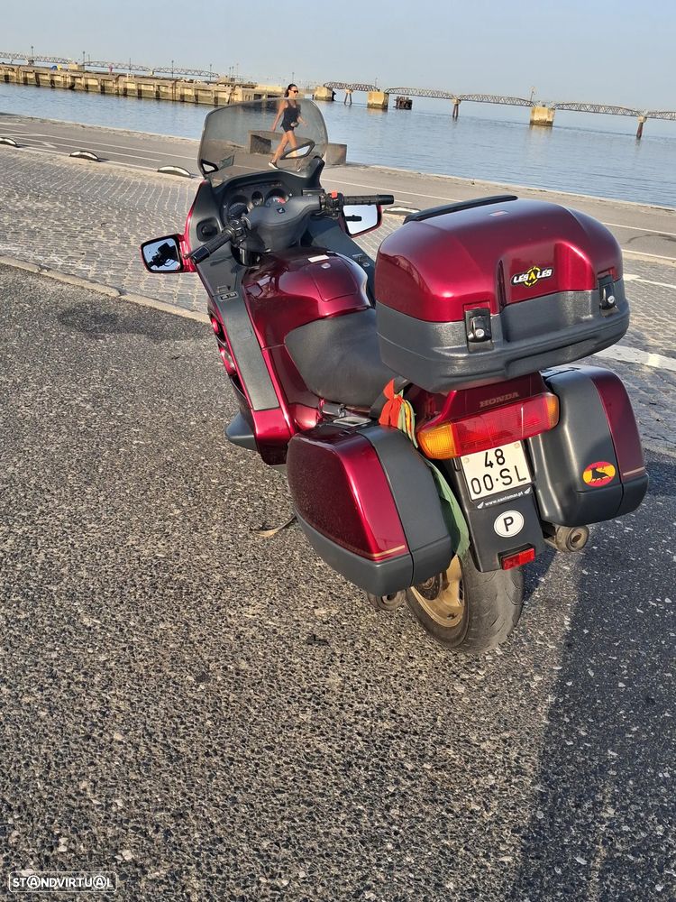 Honda Pan European - 18