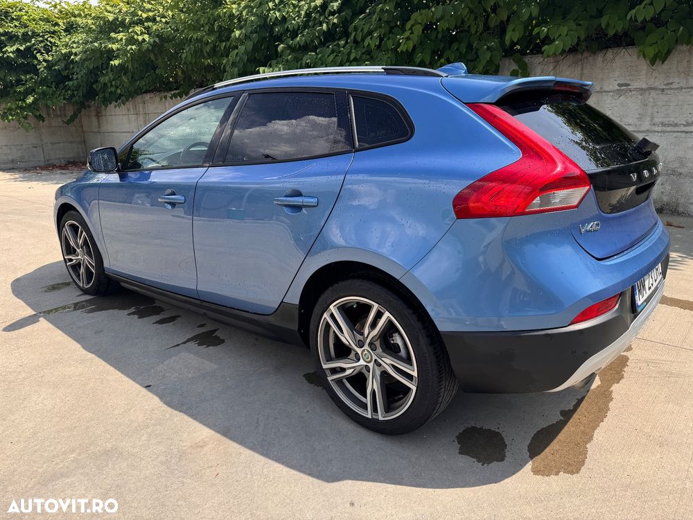 Volvo V40 D3 Aut Momentum - 10