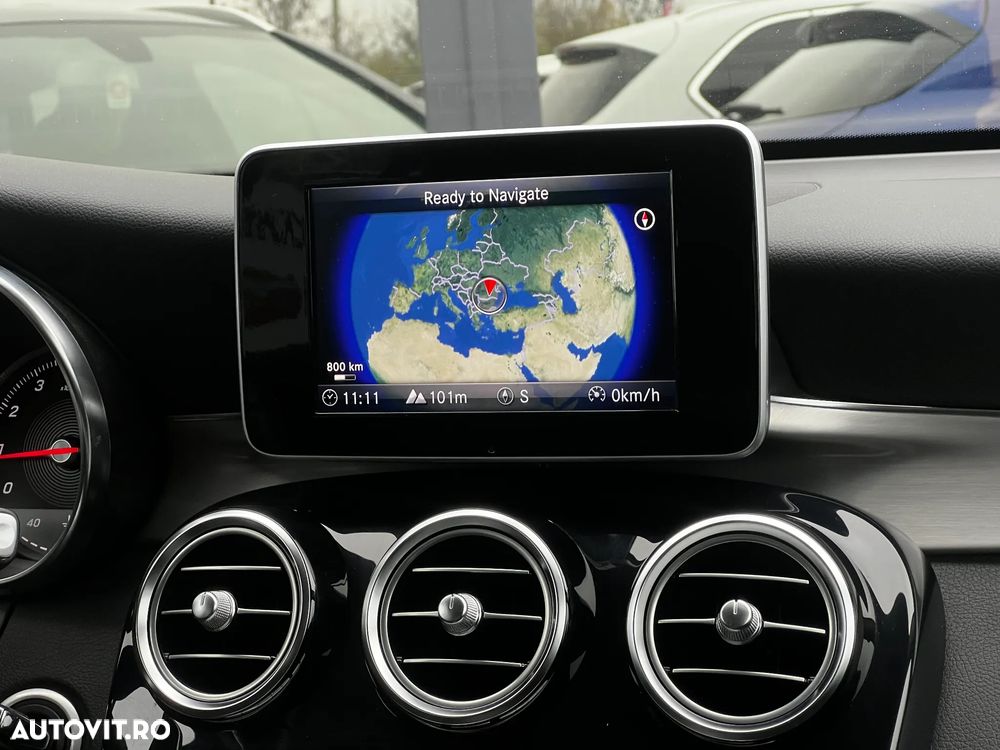 Mercedes-Benz GLC - 12