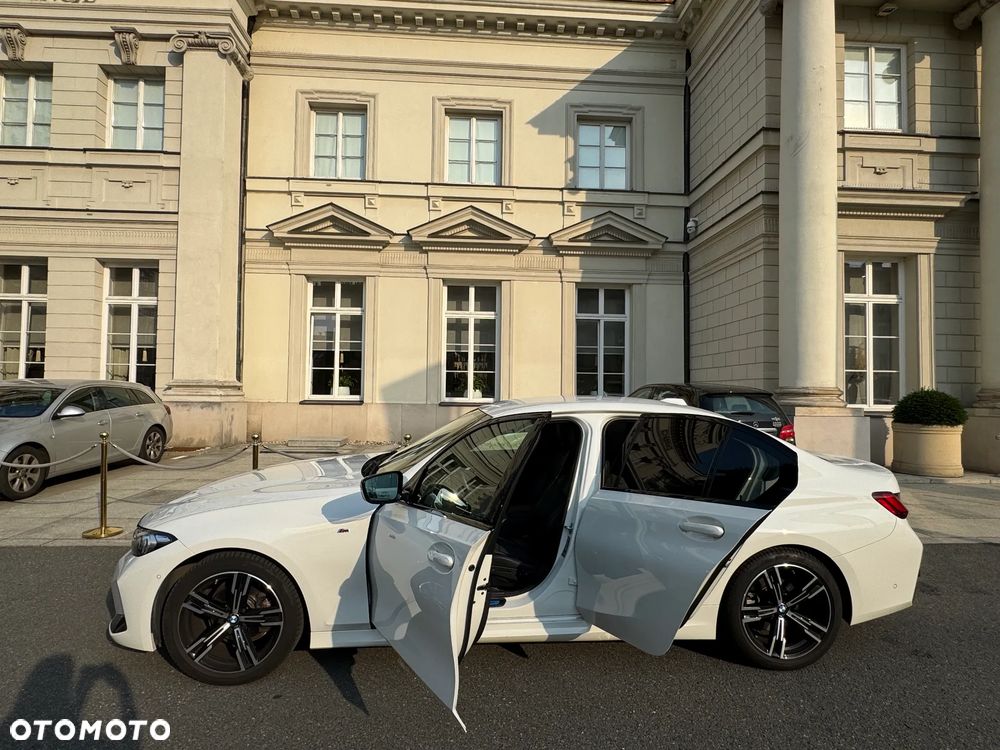 BMW Seria 3 318i M Sport - 8