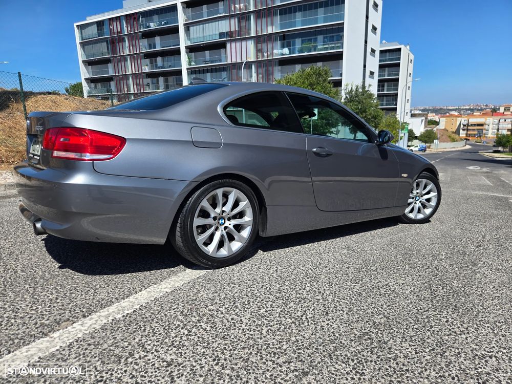 BMW 335 i - 4