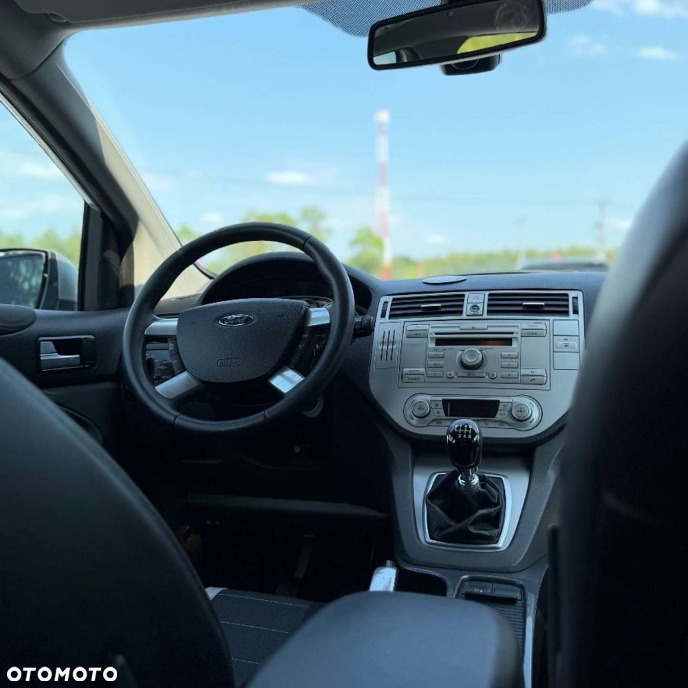 Ford Kuga - 19