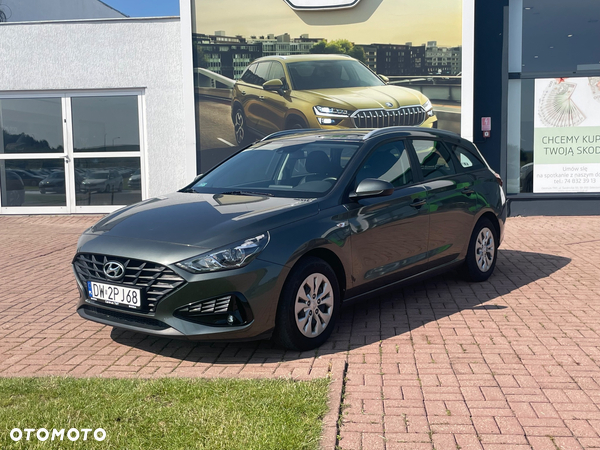 Hyundai i30 1.6 D Classic +