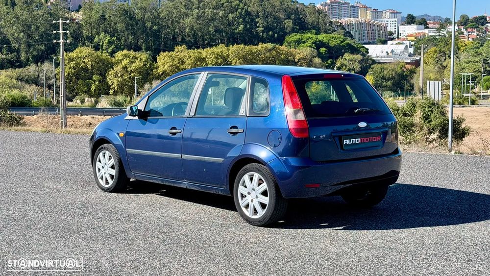 Ford Fiesta - 8