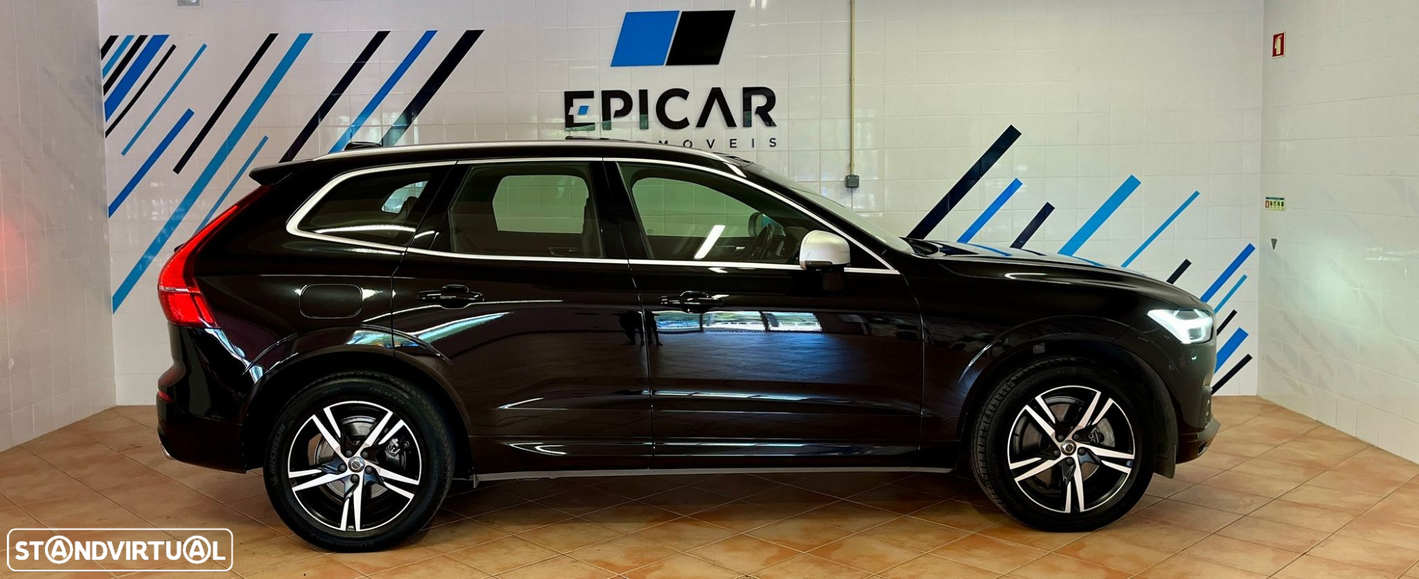 Volvo XC 60 2.0 T8 PHEV R-Design AWD - 9