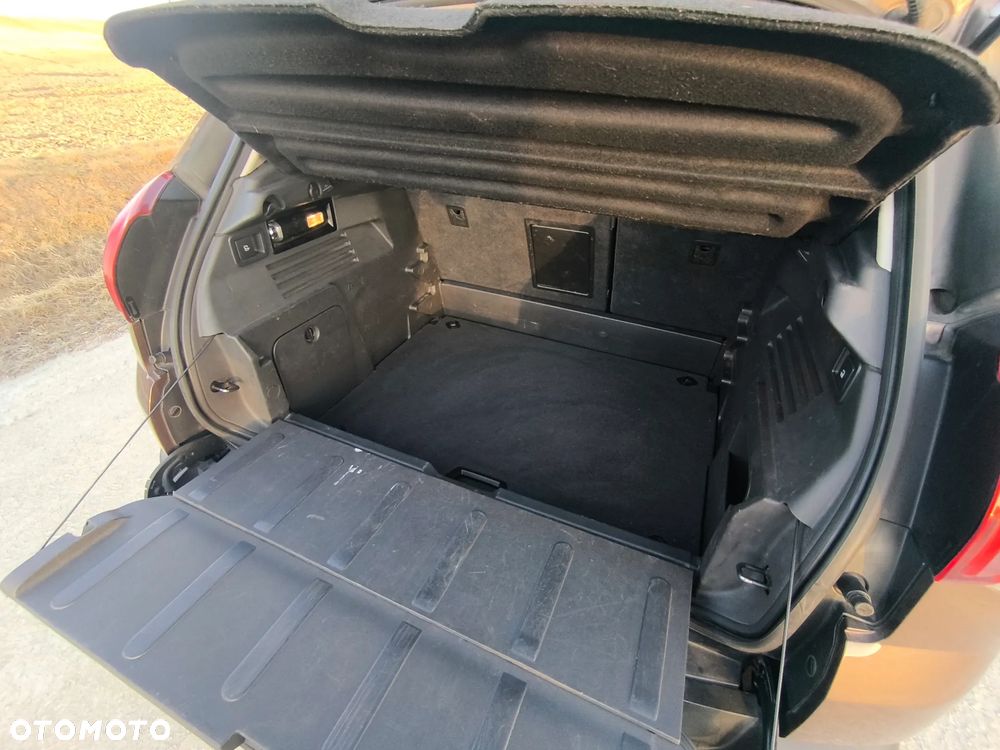 Peugeot 3008 HDi FAP 150 Premium - 24