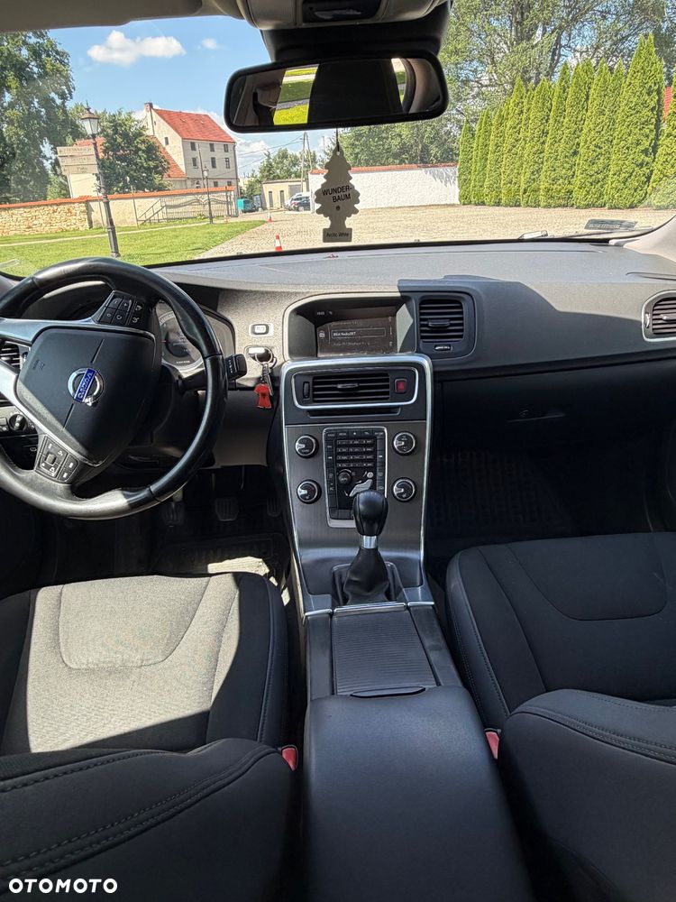 Volvo S60 D2 - 7