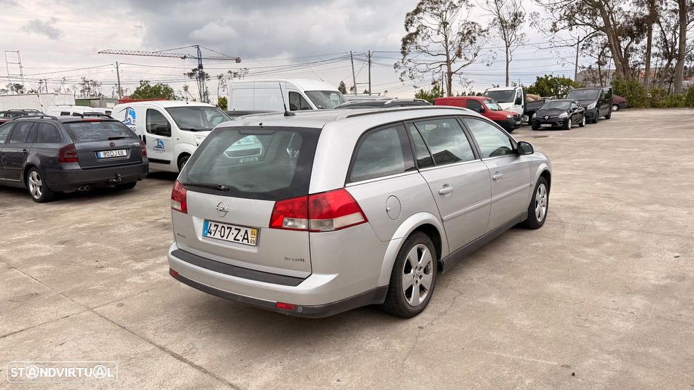 Opel Vectra Caravan 1.9 CDTi Elegance Aut - 5