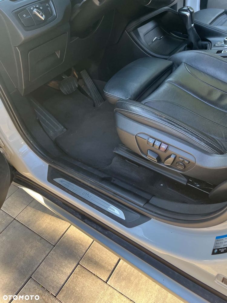 BMW X1 xDrive25i xLine - 16